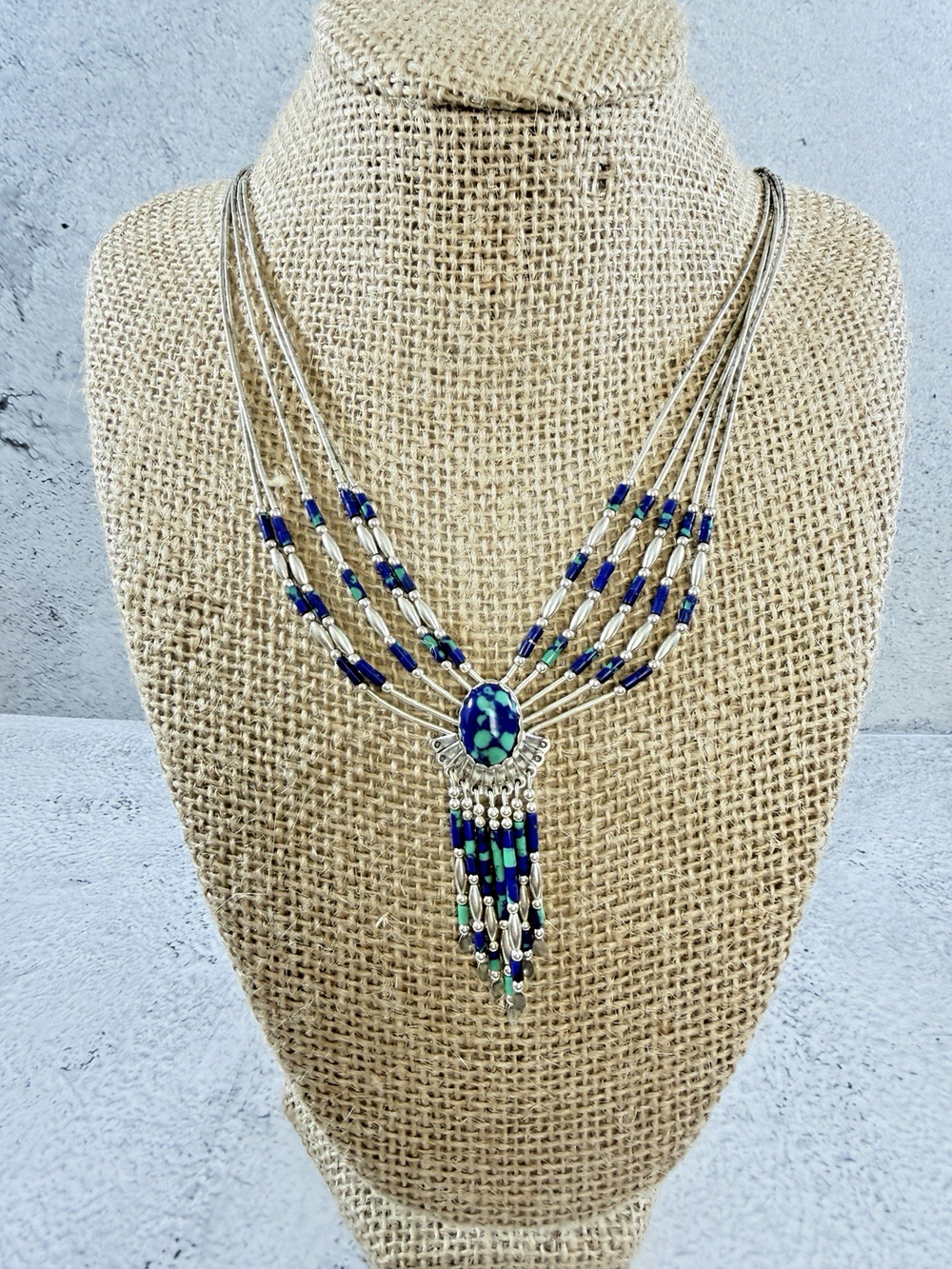 Vintagge.925 Native American Turquoise and Lapiz Lazuli Beaded Necklace